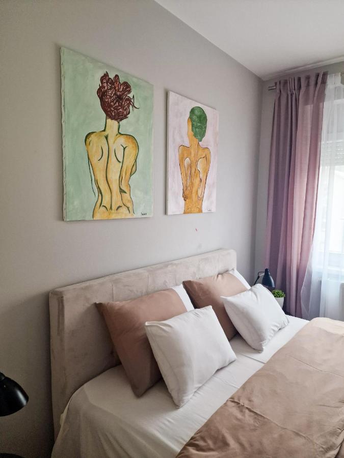 Quiet Center Apartment Сремска Митровица Екстериор снимка